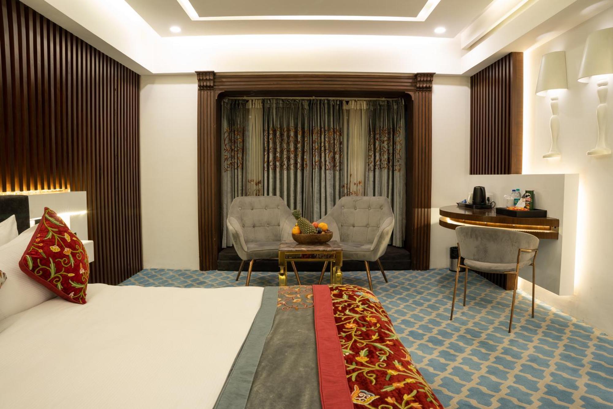 Hotel Snowland, Srinagar ภายนอก รูปภาพ