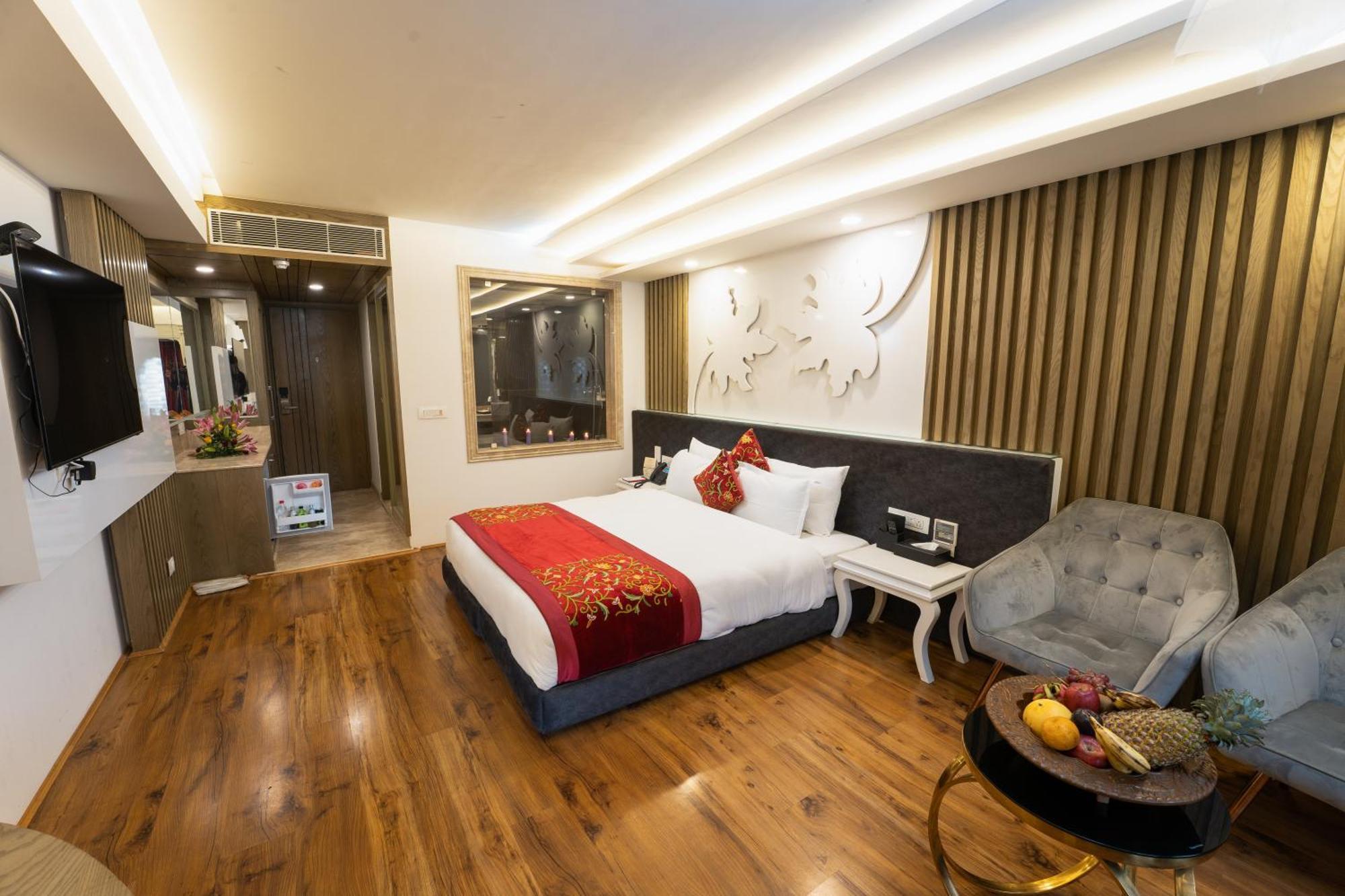 Hotel Snowland, Srinagar ภายนอก รูปภาพ
